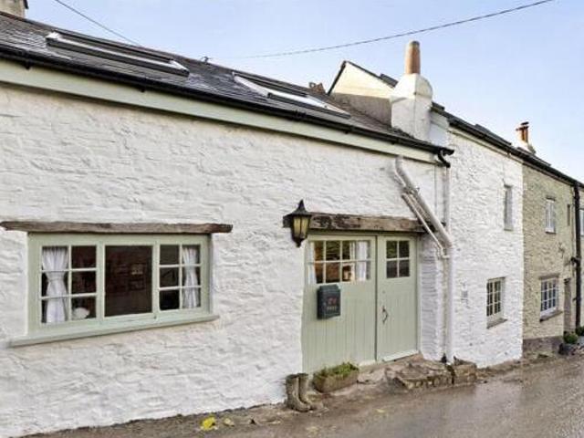 House for sale in Strode, Devon