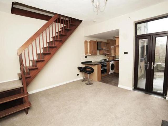 Cottage for sale in Bradshaw, Lee Bank