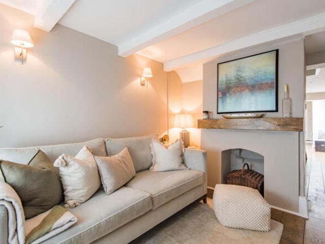 Cottage for sale