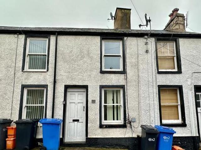 House for sale in Denbigh, Wales