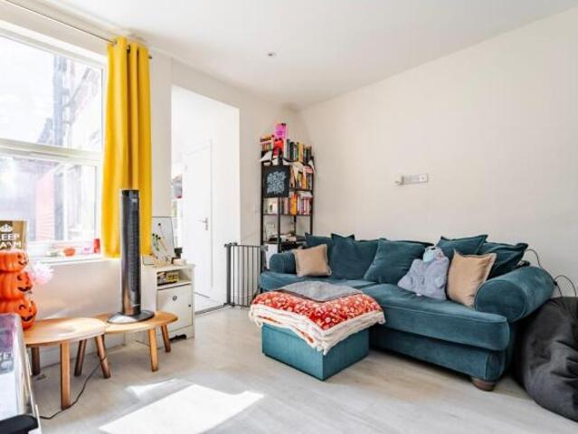 Cottage for sale in Heigham Grove, East Bank