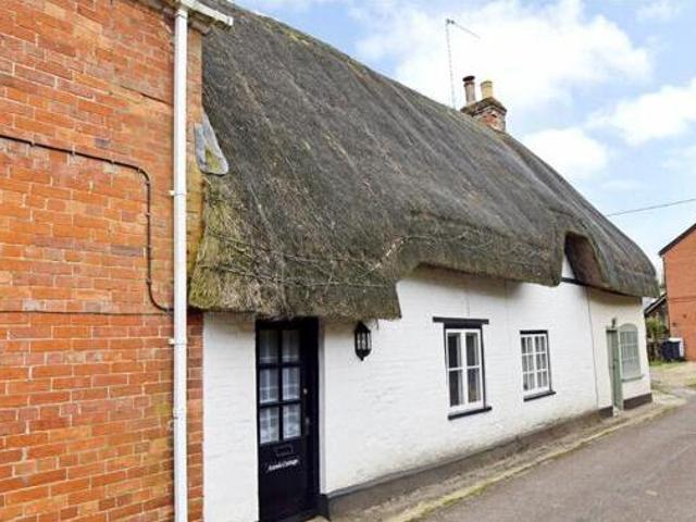 House for sale in Devizes, Wiltshire