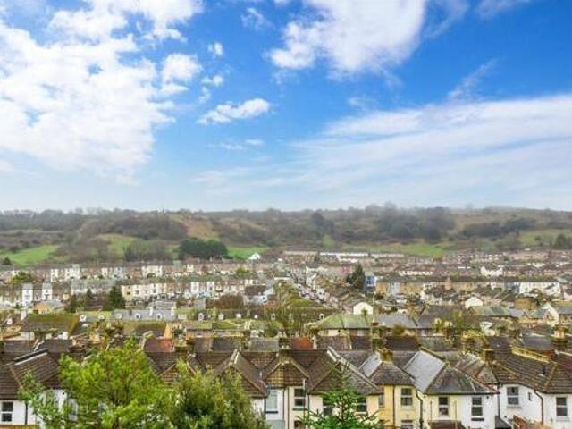 House for sale in Clarendon, Ash