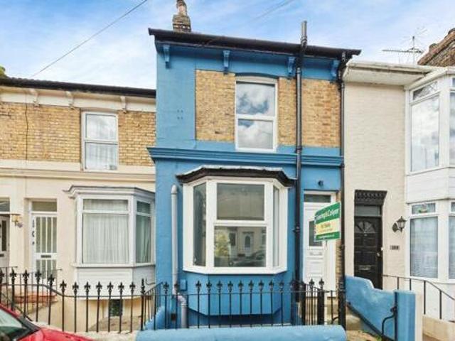 House for sale in Clarendon, Ash