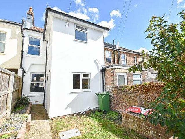 Cottage for sale in Roselands, Eastbourne