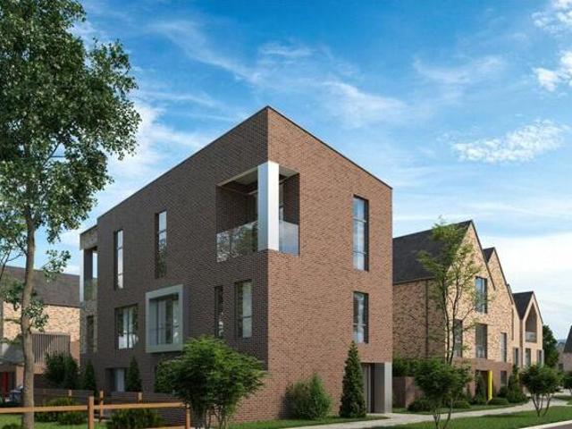 House for sale in Crumbles, Eastbourne