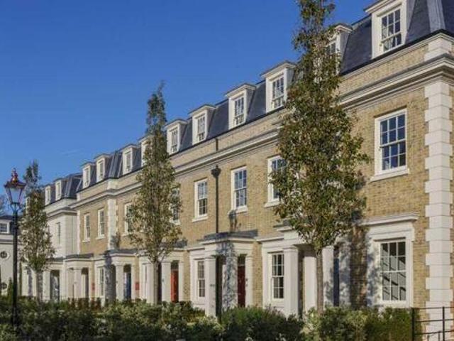 House for sale in Row Town, Surrey