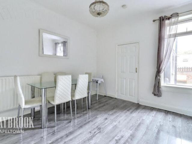 Cottage for sale in Firth Park, South Yorkshire