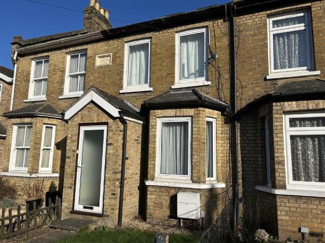 Terraced House for sale in Slough