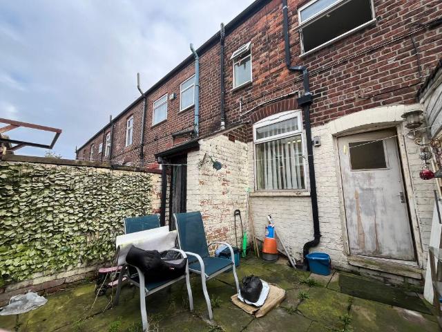 Cottage for sale in Reddish, Greater Manchester