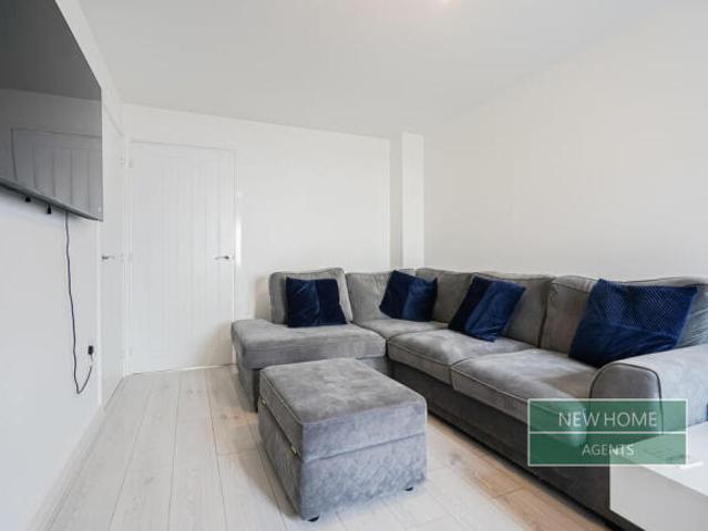 Cottage for sale in Maghull, Sefton