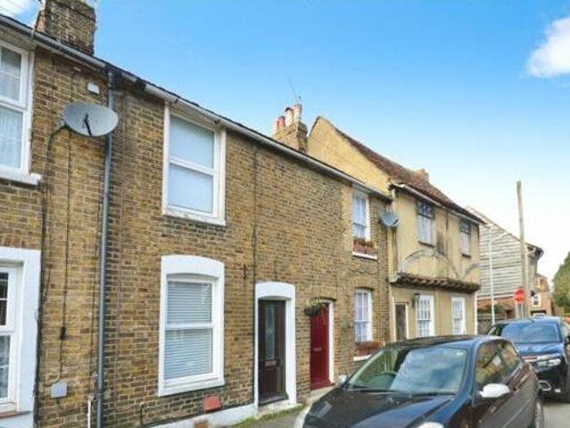 House for sale in Oad Street, Kent