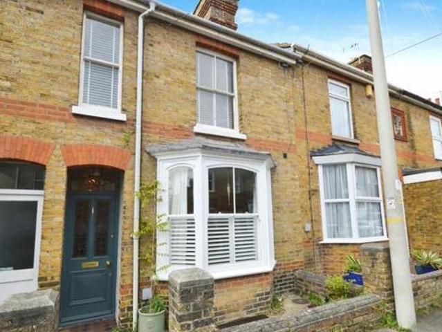 House for sale in Oad Street, Kent