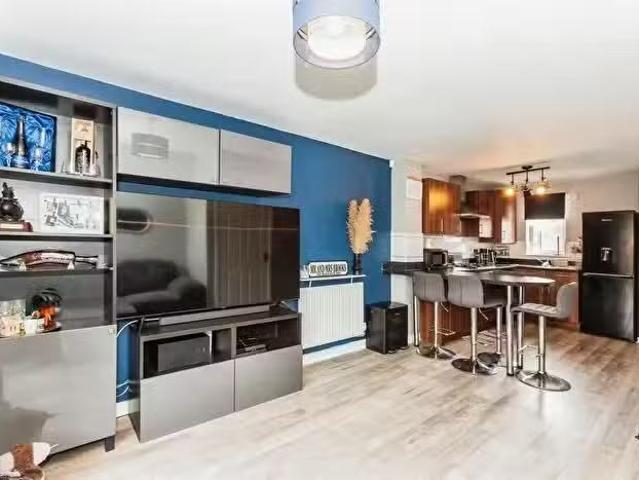 House for sale in Pontardawe, Clydach