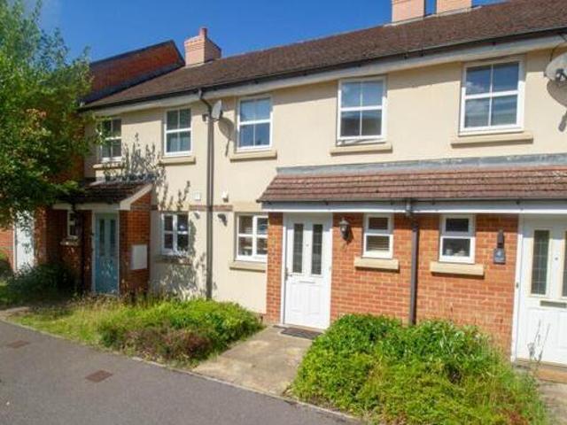 House for sale in Fleet, Hart
