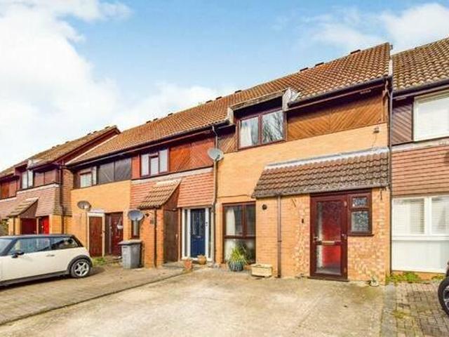 House for rent in Surrey