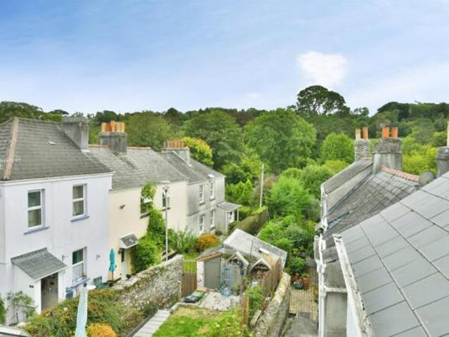 Cottage for sale in Mount Wise