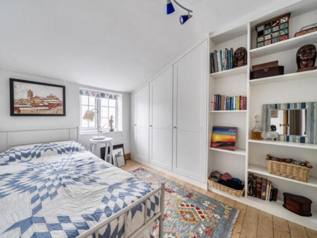 Cottage for sale in Cheltenham, Gloucestershire