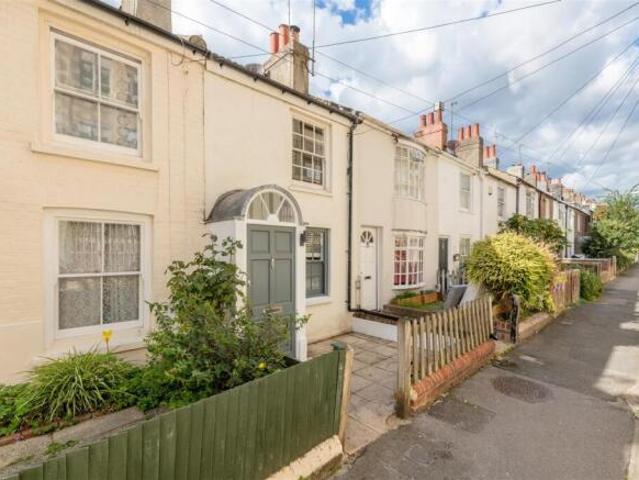 Cottage for sale in Round Hill, Brighton
