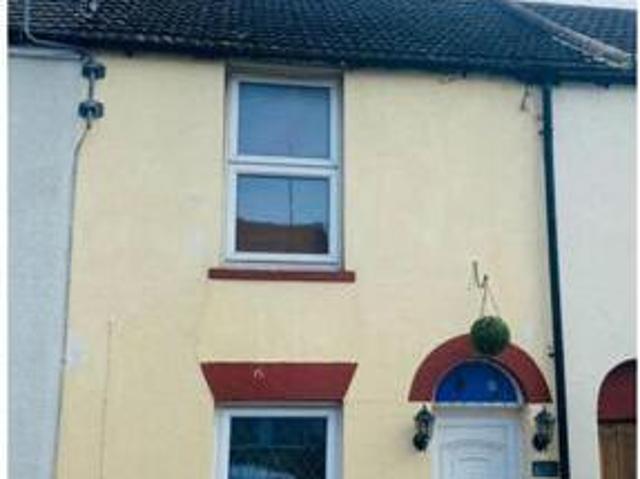 House for sale in Brompton, Gillingham