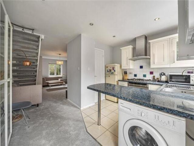 Cottage for sale in Cat Hill