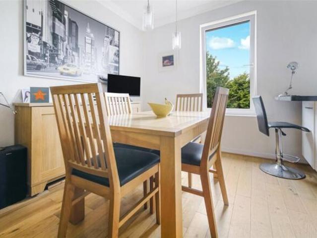Cottage for sale in Knightswood, Scotland