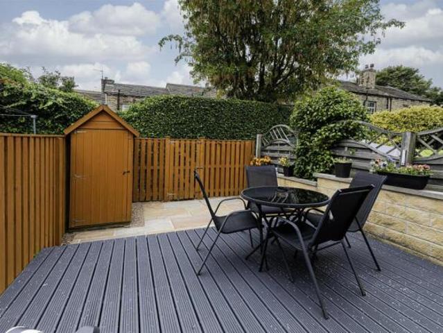 Cottage for sale in Lindley, West Yorkshire