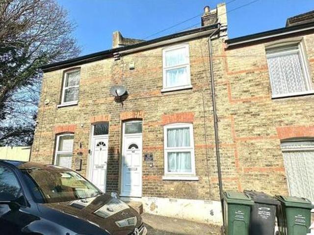 House for sale in Greenhithe, Dartford