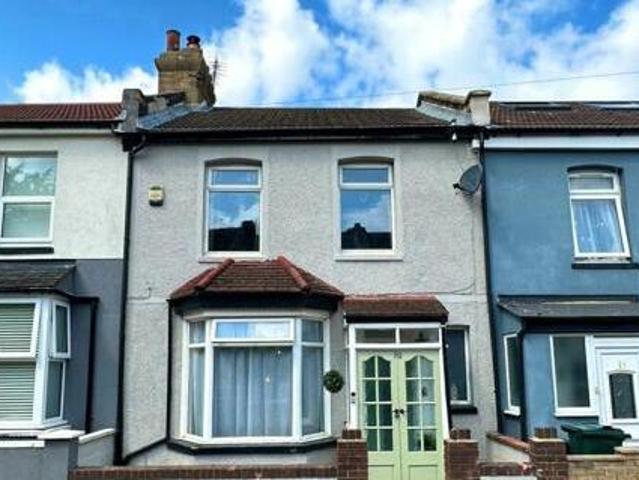 House for sale in Worcester Park Estate, Monks Orchard