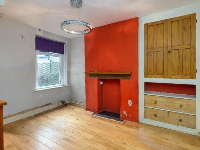 Cottage for sale in Moorlands, Bare