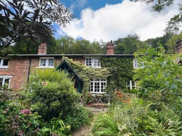 House for sale in Hutton Village, Guisborough