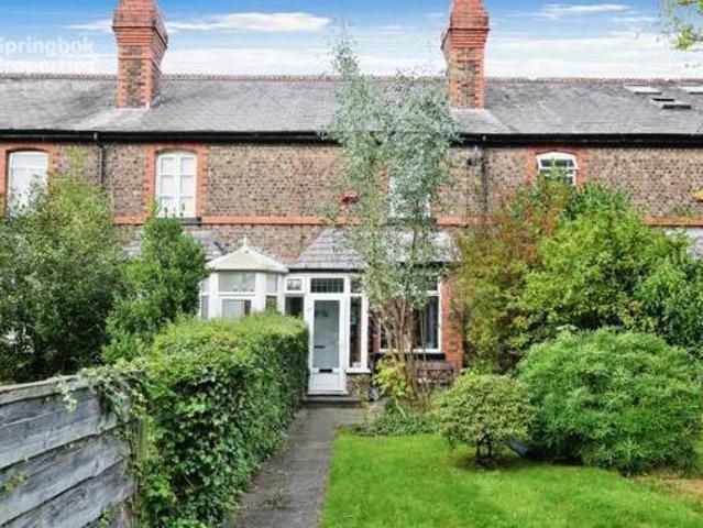 House for sale in Lyons, Greater London