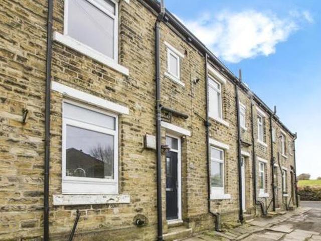 House for sale in Halifax, Calderdale