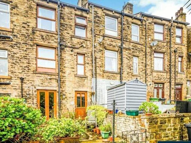 House for sale in Halifax, West Yorkshire