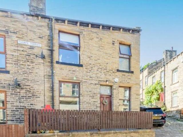 House for sale in Halifax, West Yorkshire
