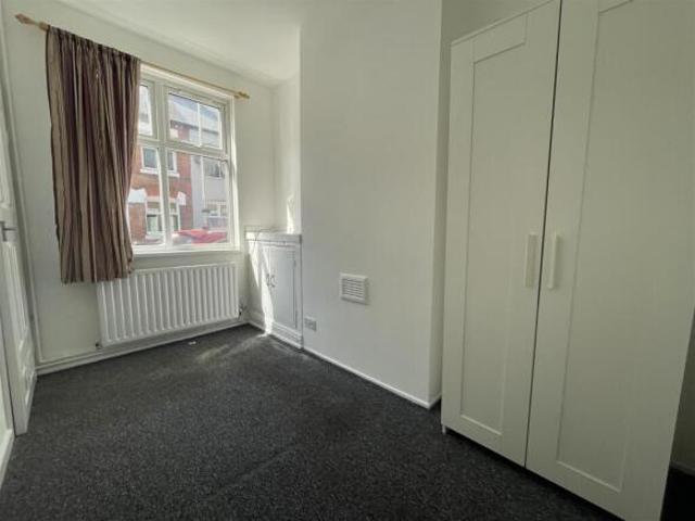 Cottage for sale in Old Wharf, City Of Leicester