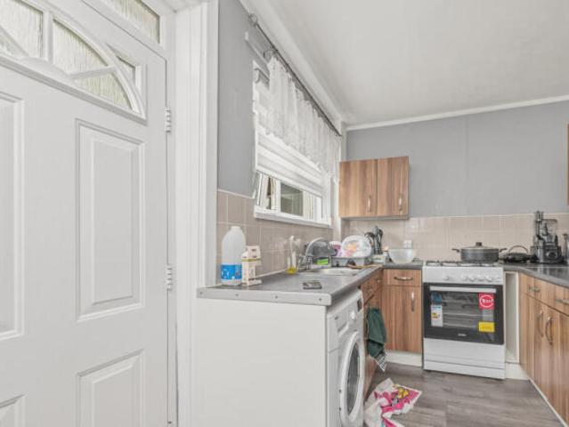 Cottage for sale in Huddersfield, West Yorkshire