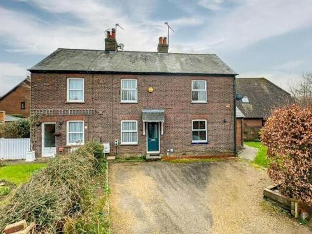 House for sale in Five Acres, Hertfordshire