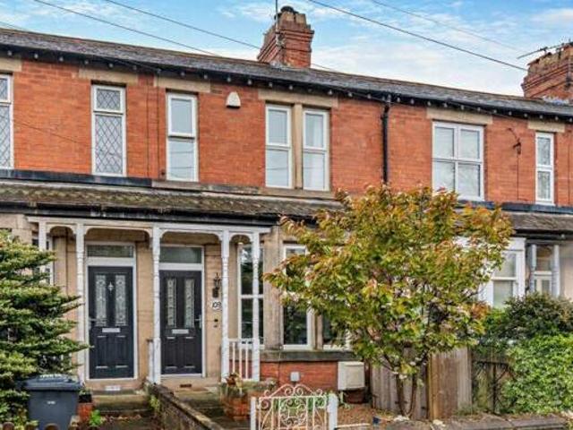 House for sale in Harrogate, North Yorkshire