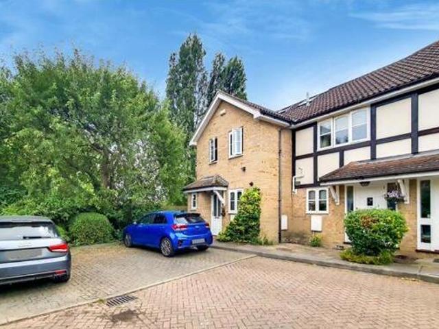 House for sale in Greater London
