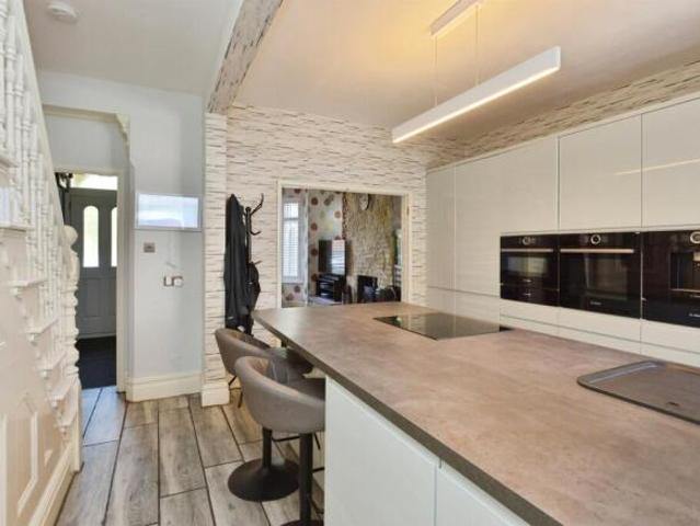 Cottage for sale in New Bradwell