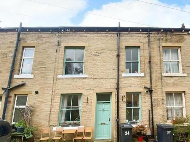 House for sale in Birchcliffe, Calderdale