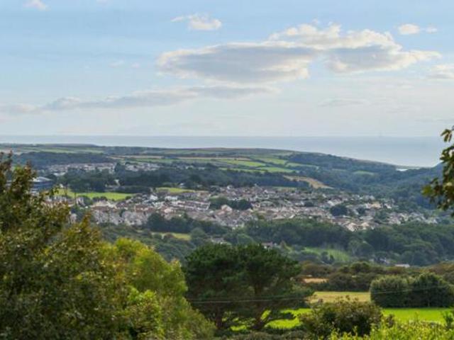 House for sale in Helston, Cornwall