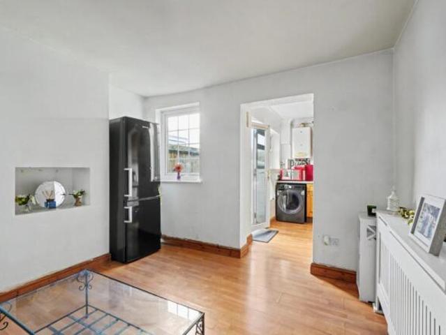 Cottage for sale in Rainham, Kent