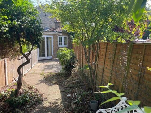 Cottage for sale in Enfield, Greater London
