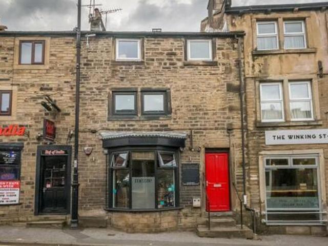 House for sale in Holme Valley, Holmfirth
