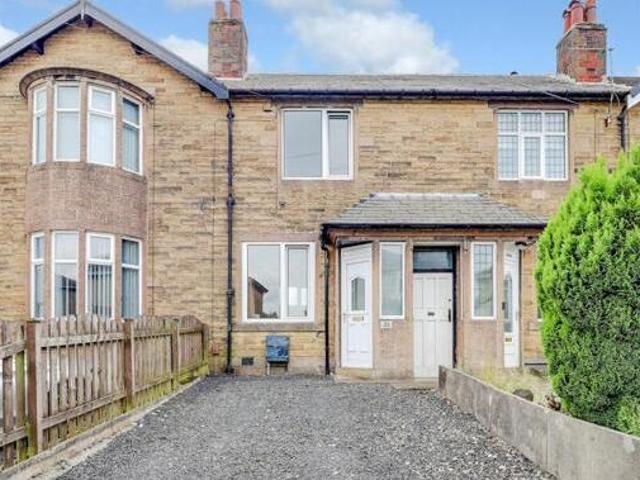 House for sale in Huddersfield, West Yorkshire