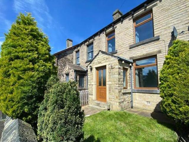 House for sale in Huddersfield, Kirklees
