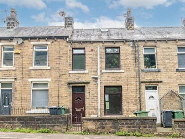 House for sale in Huddersfield, West Yorkshire