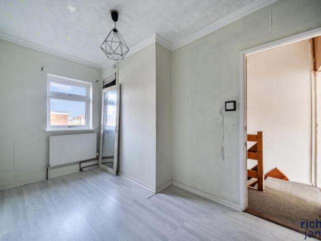 Cottage for sale in Rodbourne, Swindon
